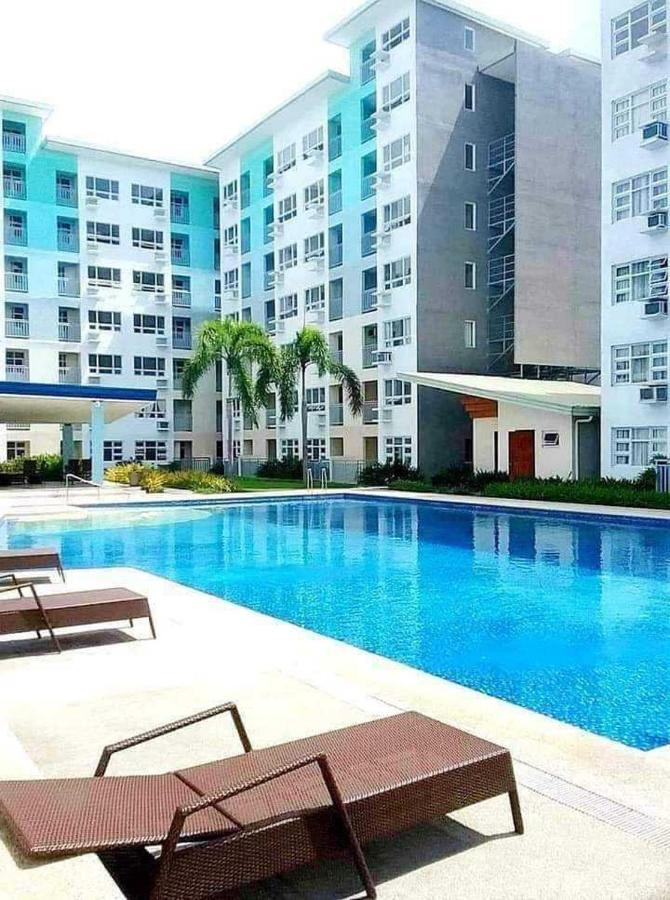 Jay's - Seawind